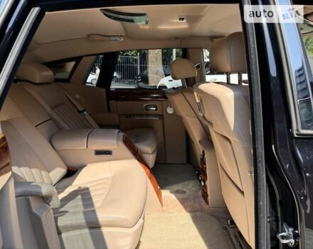 Черный Ролс Ройс Фантом, объемом двигателя 6.75 л и пробегом 89 тыс. км за 110000 $, фото 12 на Automoto.ua