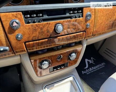 Черный Ролс Ройс Фантом, объемом двигателя 6.75 л и пробегом 89 тыс. км за 110000 $, фото 20 на Automoto.ua