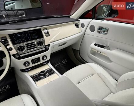 Чорний Ролс Ройс Wraith, об'ємом двигуна 6.6 л та пробігом 19 тис. км за 328800 $, фото 35 на Automoto.ua