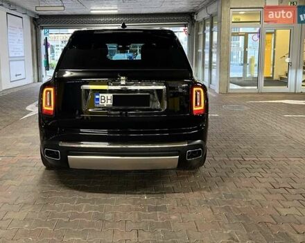 Черный Ролс Ройс Cullinan, объемом двигателя 6.7 л и пробегом 50 тыс. км за 390000 $, фото 5 на Automoto.ua