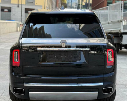 Чорний Ролс Ройс Cullinan, об'ємом двигуна 6.7 л та пробігом 28 тис. км за 414000 $, фото 5 на Automoto.ua