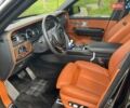 Черный Ролс Ройс Cullinan, объемом двигателя 6.7 л и пробегом 50 тыс. км за 390000 $, фото 12 на Automoto.ua