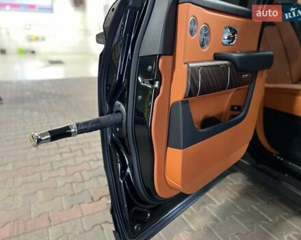 Черный Ролс Ройс Cullinan, объемом двигателя 6.7 л и пробегом 50 тыс. км за 390000 $, фото 21 на Automoto.ua