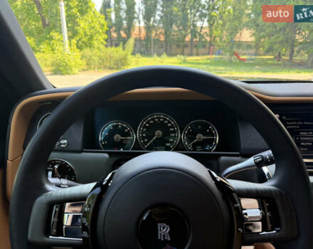 Черный Ролс Ройс Cullinan, объемом двигателя 6.75 л и пробегом 57 тыс. км за 395000 $, фото 29 на Automoto.ua