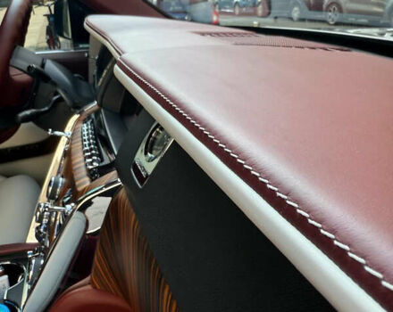 Чорний Ролс Ройс Cullinan, об'ємом двигуна 6.7 л та пробігом 28 тис. км за 414000 $, фото 13 на Automoto.ua