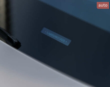 Черный Ролс Ройс Cullinan, объемом двигателя 0 л и пробегом 52 тыс. км за 440000 $, фото 62 на Automoto.ua