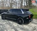 Черный Ролс Ройс Cullinan, объемом двигателя 6.7 л и пробегом 50 тыс. км за 390000 $, фото 3 на Automoto.ua