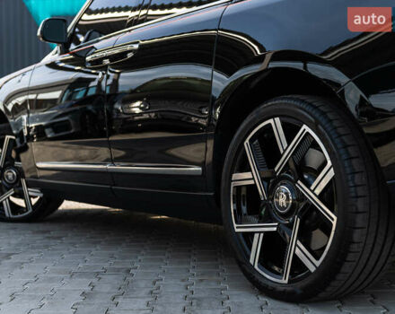 Черный Ролс Ройс Cullinan, объемом двигателя 0 л и пробегом 52 тыс. км за 440000 $, фото 11 на Automoto.ua