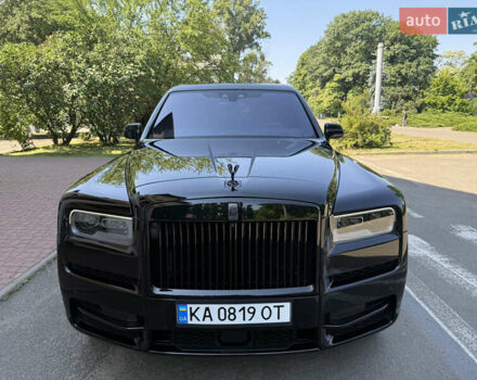 Черный Ролс Ройс Cullinan, объемом двигателя 6.75 л и пробегом 57 тыс. км за 385000 $, фото 2 на Automoto.ua
