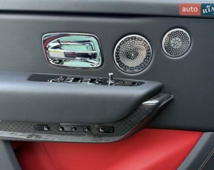 Черный Ролс Ройс Cullinan, объемом двигателя 6.75 л и пробегом 47 тыс. км за 419900 $, фото 96 на Automoto.ua