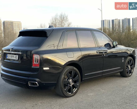 Черный Ролс Ройс Cullinan, объемом двигателя 6.75 л и пробегом 84 тыс. км за 337000 $, фото 1 на Automoto.ua