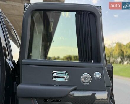 Черный Ролс Ройс Cullinan, объемом двигателя 6.75 л и пробегом 47 тыс. км за 419900 $, фото 81 на Automoto.ua