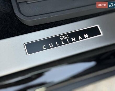 Черный Ролс Ройс Cullinan, объемом двигателя 6.75 л и пробегом 47 тыс. км за 419900 $, фото 46 на Automoto.ua