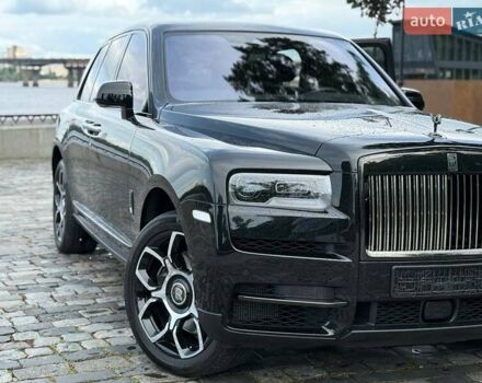 Черный Ролс Ройс Cullinan, объемом двигателя 6.7 л и пробегом 11 тыс. км за 520000 $, фото 56 на Automoto.ua