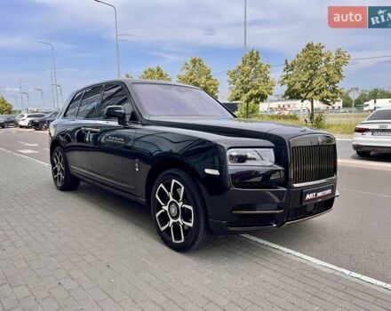 Черный Ролс Ройс Cullinan, объемом двигателя 6.75 л и пробегом 18 тыс. км за 399999 $, фото 8 на Automoto.ua