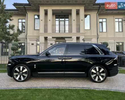 Чорний Ролс Ройс Cullinan, об'ємом двигуна 6.75 л та пробігом 37 тис. км за 490000 $, фото 1 на Automoto.ua