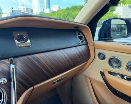 Ролс Ройс Cullinan, объемом двигателя 6.7 л и пробегом 88 тыс. км за 340000 $, фото 23 на Automoto.ua