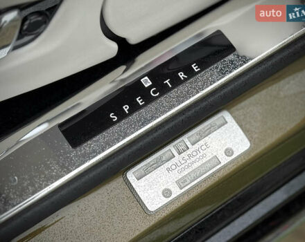 Зеленый Ролс Ройс Spectre, объемом двигателя 0 л и пробегом 16 тыс. км за 540000 $, фото 37 на Automoto.ua