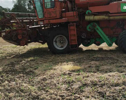 Ростсельмаш Дон 1500 1989 в Шишаках на Automoto.ua Ростсельмаш Дон 1500, объемом двигателя 0 л и пробегом 10 тыс. км за 15000 $, фото 12 на Automoto.ua