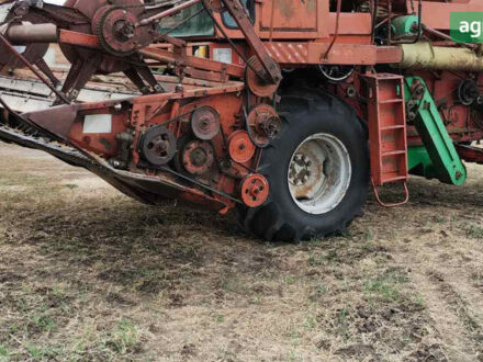 Ростсельмаш Дон 1500 1989 в Шишаках на Automoto.ua Ростсельмаш Дон 1500, объемом двигателя 0 л и пробегом 10 тыс. км за 15000 $, фото 1 на Automoto.ua