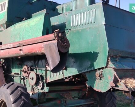 Ростсельмаш Дон 1500А, объемом двигателя 9.5 л и пробегом 1 тыс. км за 6000 $, фото 4 на Automoto.ua