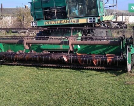 Ростсельмаш Дон 1500А, объемом двигателя 9.5 л и пробегом 1 тыс. км за 6000 $, фото 2 на Automoto.ua