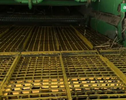 Ростсельмаш Дон 1500Б, объемом двигателя 0 л и пробегом 0 тыс. км за 18000 $, фото 7 на Automoto.ua