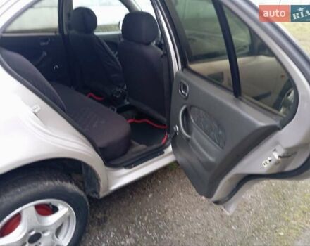 Серый Ровер 200, объемом двигателя 1.4 л и пробегом 224 тыс. км за 2350 $, фото 16 на Automoto.ua