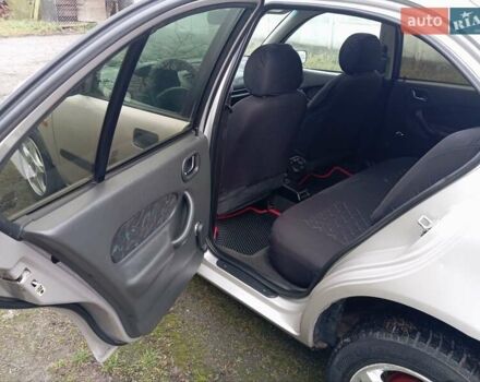 Серый Ровер 200, объемом двигателя 1.4 л и пробегом 224 тыс. км за 2350 $, фото 17 на Automoto.ua