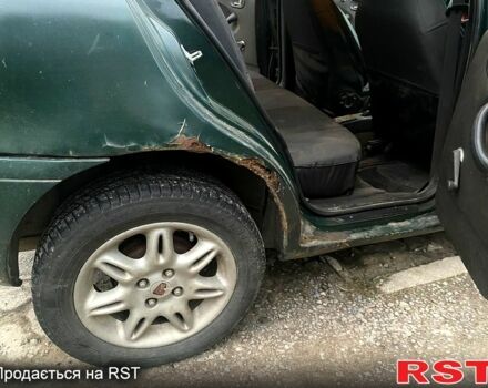 Ровер 200 1999 в Броварах на Automoto.ua Зеленый Ровер 200, объемом двигателя 1.4 л и пробегом 400 тыс. км за 800 $, фото 3 на Automoto.ua