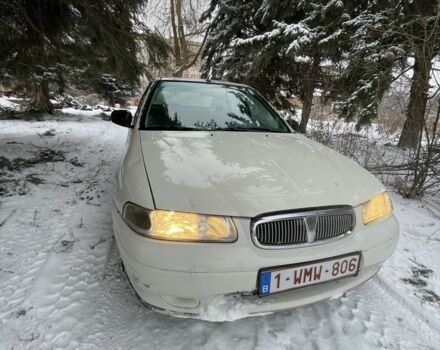 Белый Ровер 400, объемом двигателя 1.6 л и пробегом 100 тыс. км за 1112 $, фото 3 на Automoto.ua