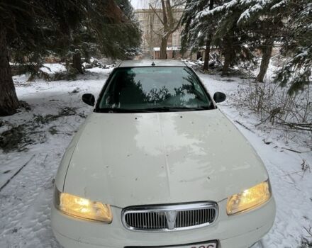 Белый Ровер 400, объемом двигателя 1.6 л и пробегом 100 тыс. км за 1112 $, фото 1 на Automoto.ua