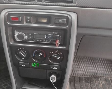 Зелений Ровер 416, об'ємом двигуна 1.6 л та пробігом 162 тис. км за 1775 $, фото 6 на Automoto.ua