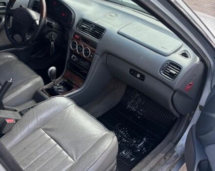 Серый Ровер 620, объемом двигателя 2 л и пробегом 250 тыс. км за 1380 $, фото 7 на Automoto.ua