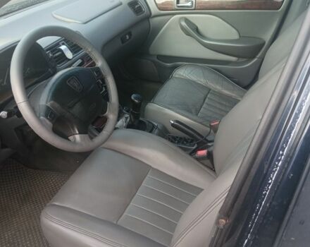 Синій Ровер 620, об'ємом двигуна 2 л та пробігом 424 тис. км за 2387 $, фото 3 на Automoto.ua