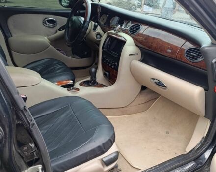 Чорний Ровер 75, об'ємом двигуна 1.8 л та пробігом 1 тис. км за 3000 $, фото 5 на Automoto.ua