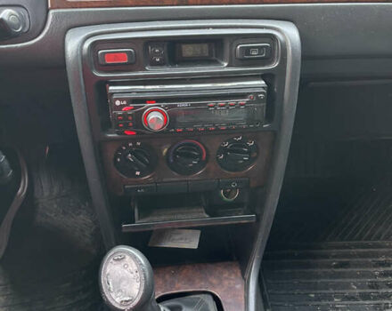 Ровер 75 2002 у Каменце-Подольском на Automoto.ua Чорний Ровер 75, об'ємом двигуна 2 л та пробігом 200 тис. км за 3200 $, фото 9 на Automoto.ua