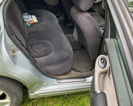 Серый Ровер 75, объемом двигателя 1.95 л и пробегом 300 тыс. км за 2800 $, фото 7 на Automoto.ua