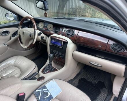 Серый Ровер 75, объемом двигателя 1.8 л и пробегом 258 тыс. км за 2398 $, фото 5 на Automoto.ua