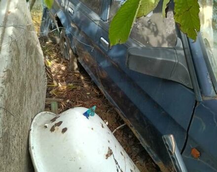 Синий Ровер Монтего, объемом двигателя 2 л и пробегом 300 тыс. км за 700 $, фото 4 на Automoto.ua