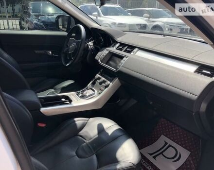 Білий Ровер Range Rover, об'ємом двигуна 2 л та пробігом 65 тис. км за 25900 $, фото 15 на Automoto.ua