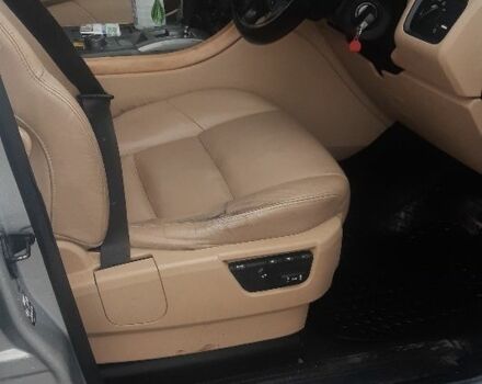 Серый Ровер Рендж Ровер, объемом двигателя 2.7 л и пробегом 128 тыс. км за 44065 $, фото 3 на Automoto.ua