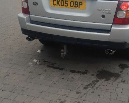 Серый Ровер Рендж Ровер, объемом двигателя 2.7 л и пробегом 128 тыс. км за 44065 $, фото 2 на Automoto.ua