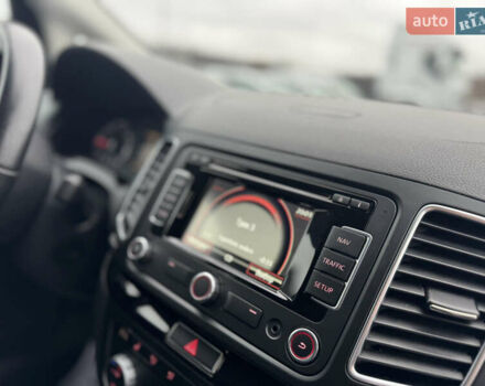 Белый Сеат Альхамбра, объемом двигателя 2 л и пробегом 250 тыс. км за 16350 $, фото 54 на Automoto.ua