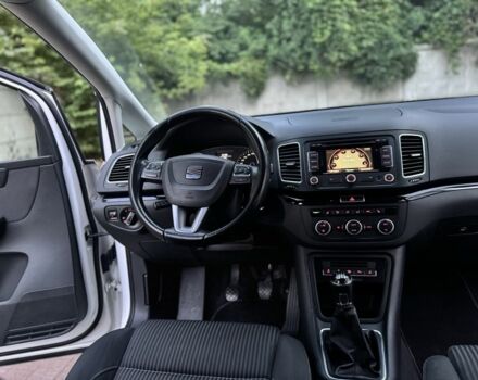 Білий Сеат Альхамбра, об'ємом двигуна 2 л та пробігом 220 тис. км за 12750 $, фото 5 на Automoto.ua