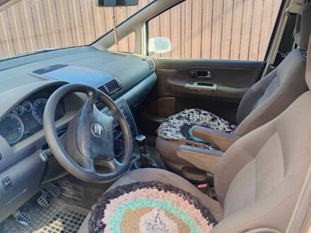 Сеат Альхамбра 2003 у Вышгороде на Automoto.ua Білий Сеат Альхамбра, об'ємом двигуна 1.9 л та пробігом 437 тис. км за 1172 $, фото 1 на Automoto.ua
