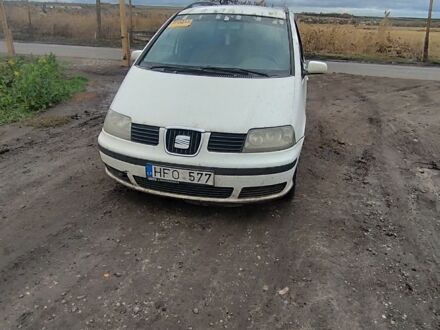 Сеат Альхамбра 2003 у Краматорске на Automoto.ua Білий Сеат Альхамбра, об'ємом двигуна 1.9 л та пробігом 441 тис. км за 1650 $, фото 1 на Automoto.ua