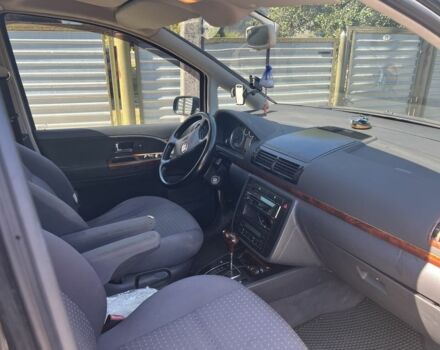 Сеат Альхамбра 2002 в Ужгороде на Automoto.ua Черный Сеат Альхамбра, объемом двигателя 1.9 л и пробегом 600 тыс. км за 5000 $, фото 6 на Automoto.ua