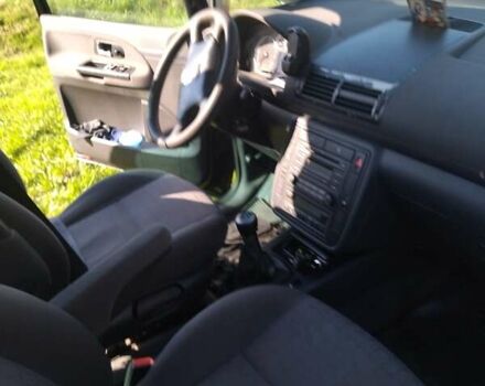 Сеат Альхамбра 2007 в Дубно на Automoto.ua Черный Сеат Альхамбра, объемом двигателя 2 л и пробегом 231 тыс. км за 6200 $, фото 24 на Automoto.ua