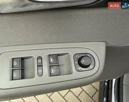 Чорний Сеат Альхамбра, об'ємом двигуна 2 л та пробігом 193 тис. км за 13399 $, фото 13 на Automoto.ua